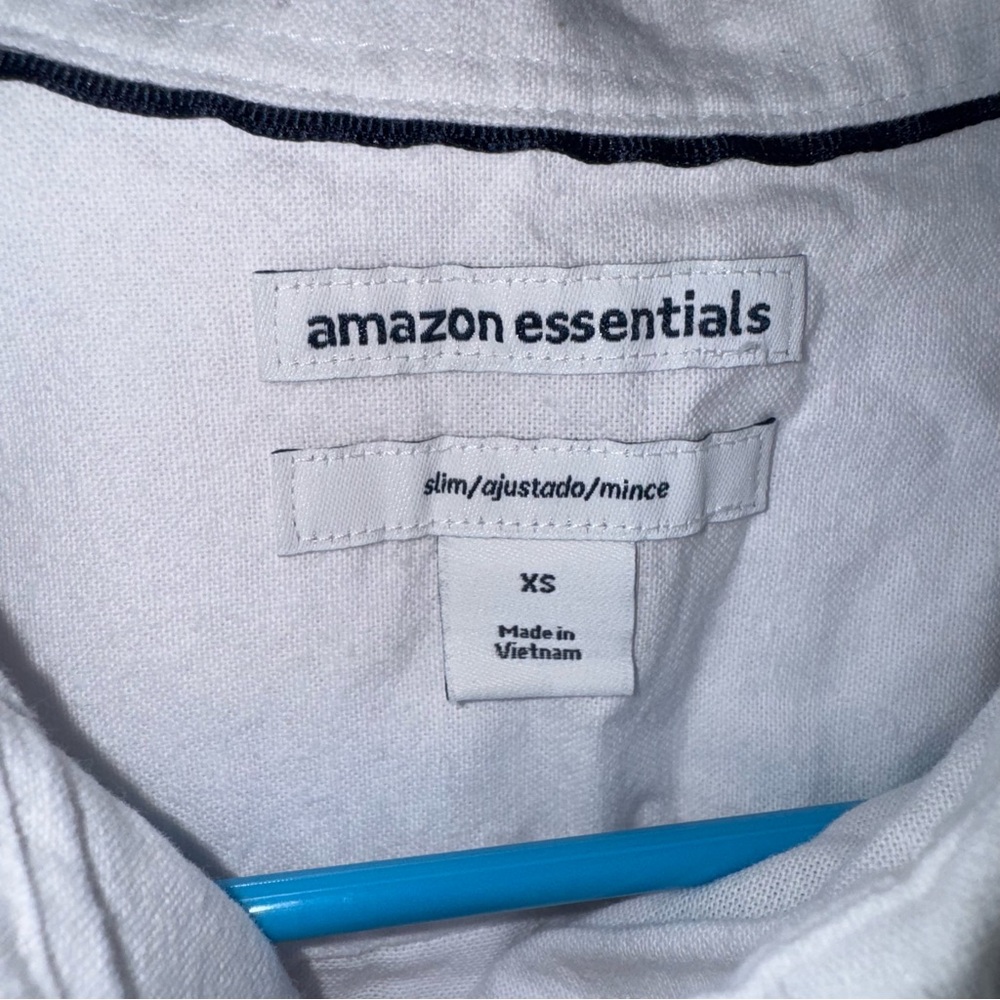 NEW Amazon Essentials White Button Down - Picture 4 of 5